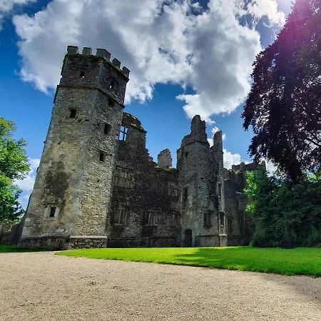 By Trident Homes * Boherbue