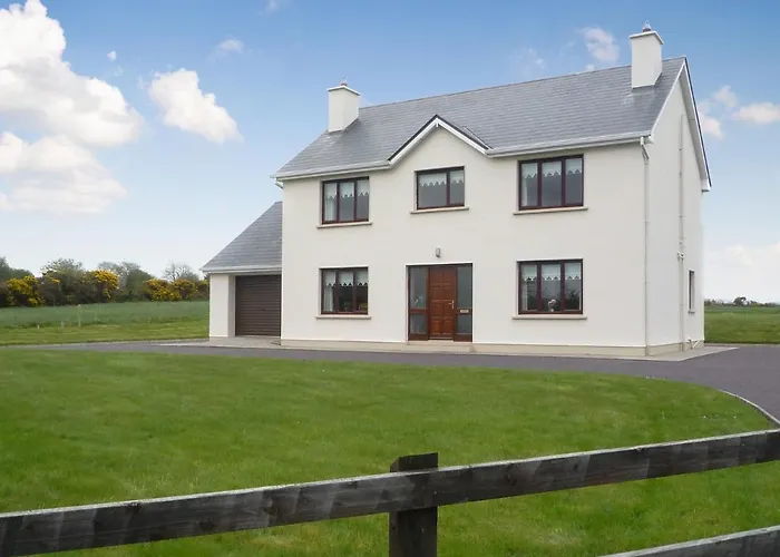 By Trident Homes Holiday home *